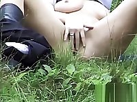 Blonde has to pee