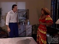 Beautiful MILF with hairy pussy gets fucked - Veronica Rio