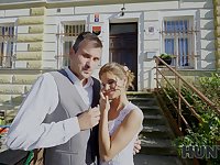 Czech babe Sarah Kay gives a blowjob to her lover